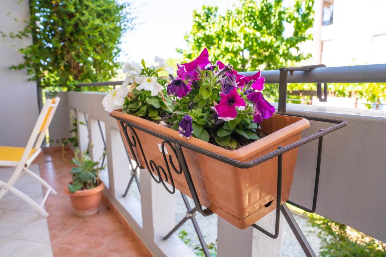 Secret Garden 76 Sq.M. Apartment Close To City Center Янина Экстерьер фото